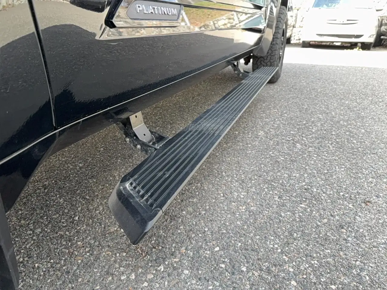 Toyota Tundra снимка Toyota Tundra