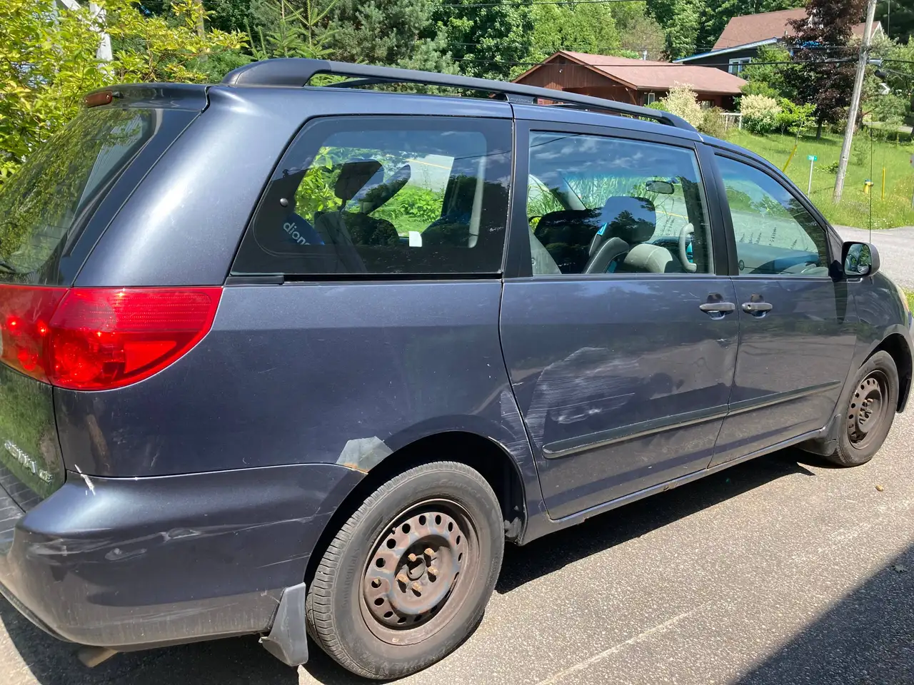 Toyota Sienna снимка Toyota Sienna