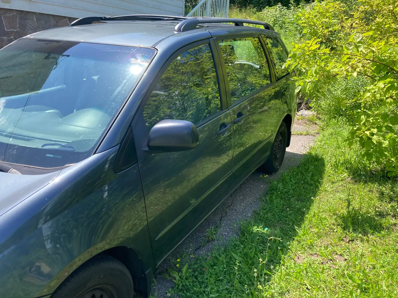 Toyota Sienna снимка Toyota Sienna