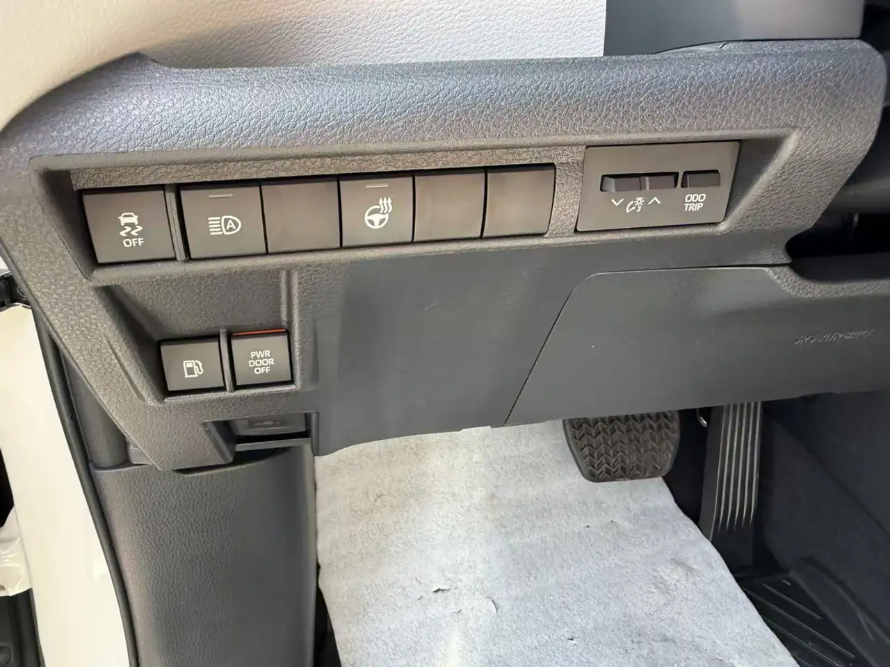 Toyota Sienna photo Toyota Sienna