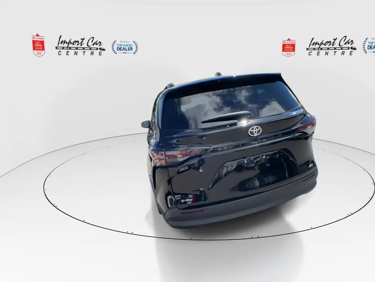 Toyota Sienna снимка Toyota Sienna