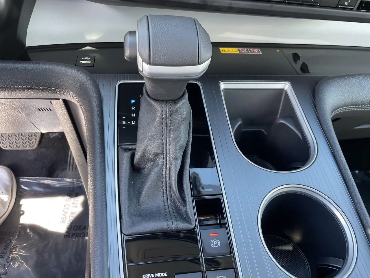 Toyota Sienna снимка Toyota Sienna