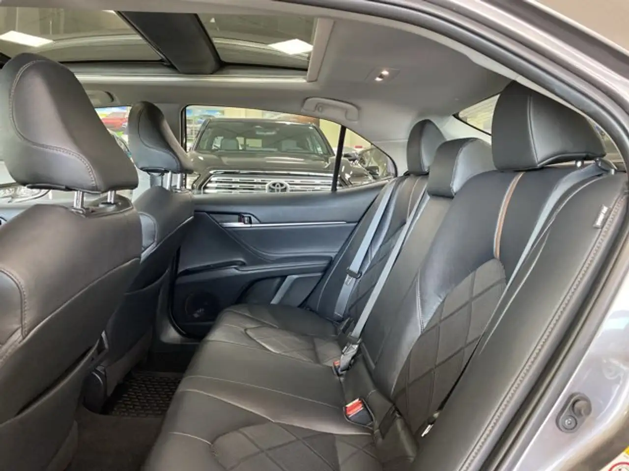 Toyota Camry photo Toyota Camry