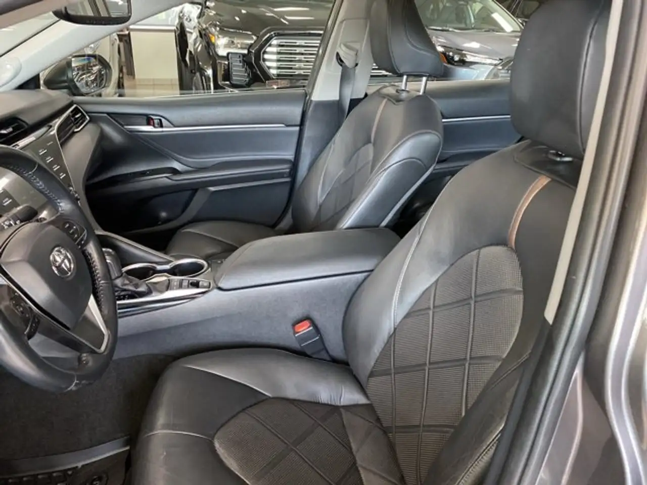 Toyota Camry photo Toyota Camry