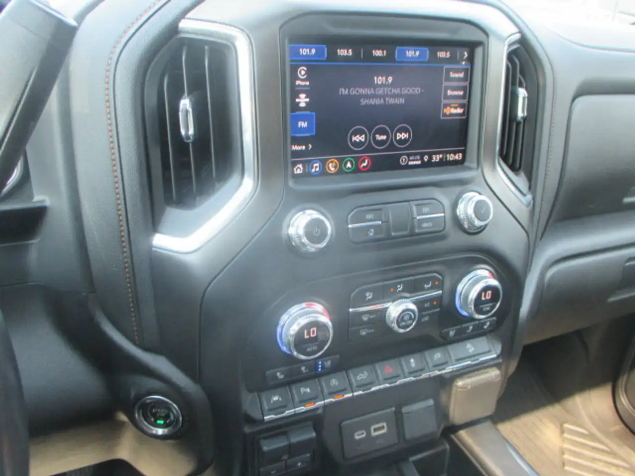 GMC Sierra 1500 fotografie GMC Sierra 1500