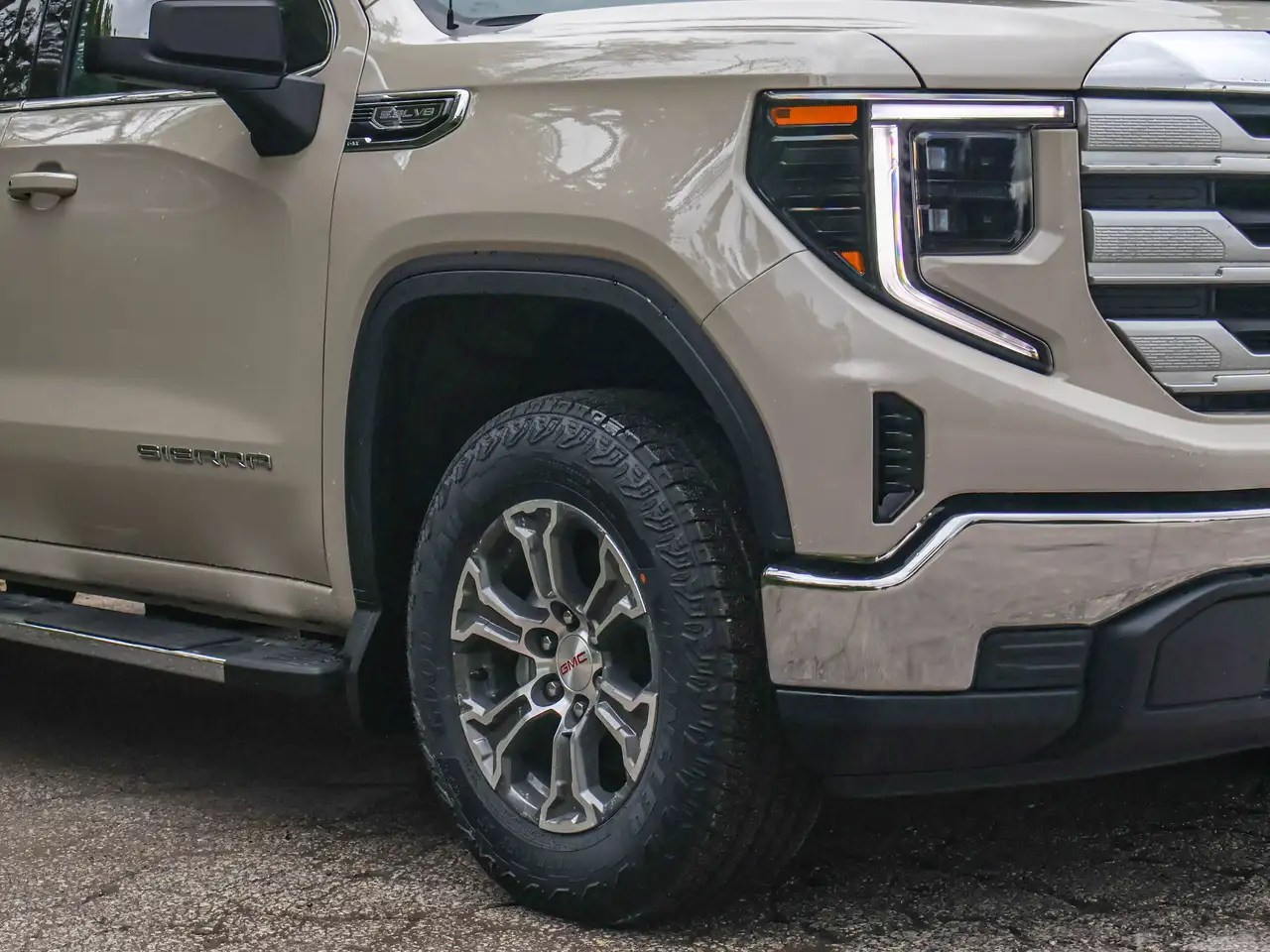 GMC Sierra 1500 photo GMC Sierra 1500