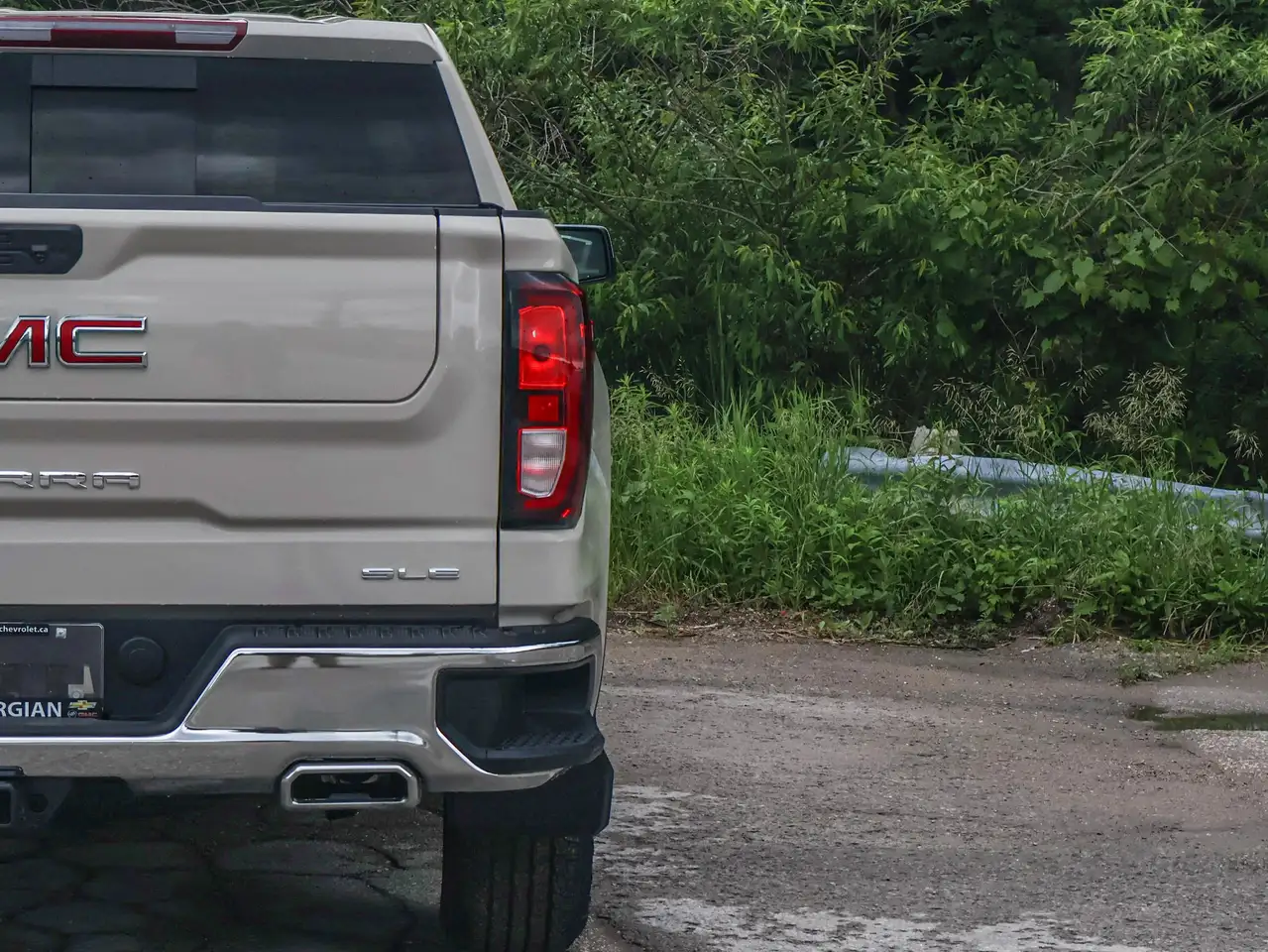 GMC Sierra 1500 photo GMC Sierra 1500