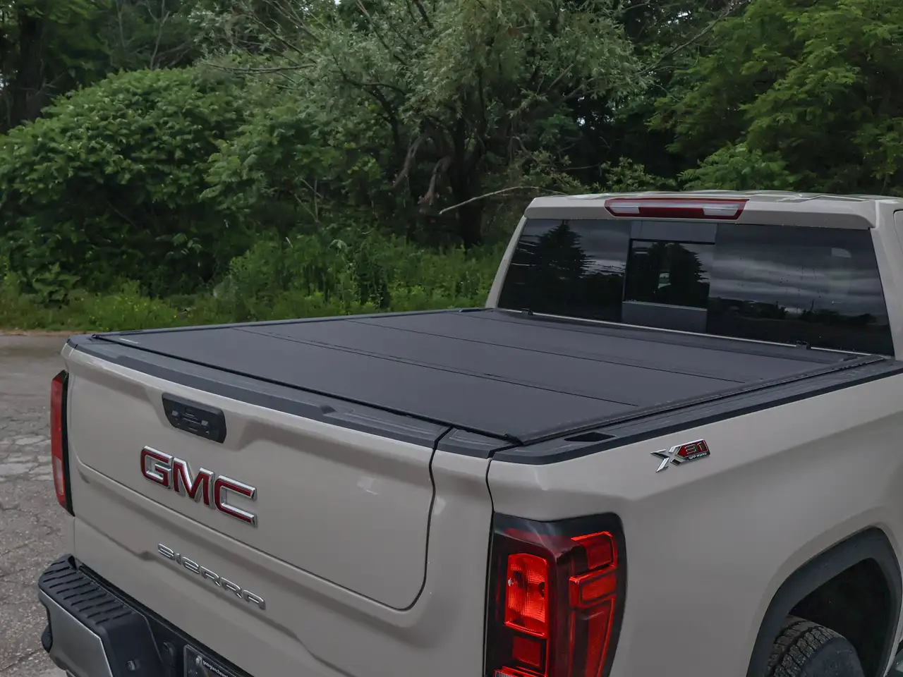 GMC Sierra 1500 photo GMC Sierra 1500