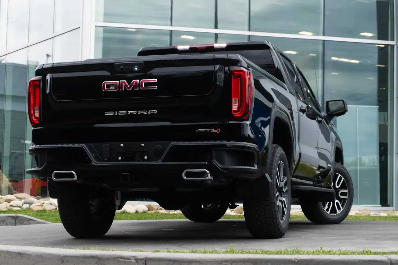 GMC Sierra 1500 photo GMC Sierra 1500