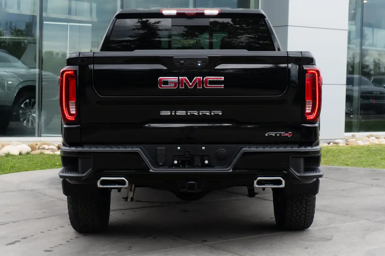 GMC Sierra 1500 photo GMC Sierra 1500