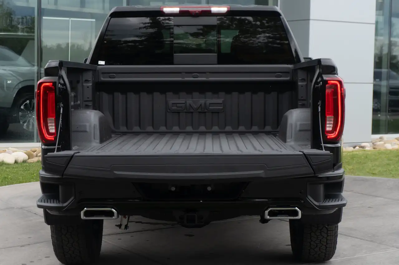 GMC Sierra 1500 photo GMC Sierra 1500