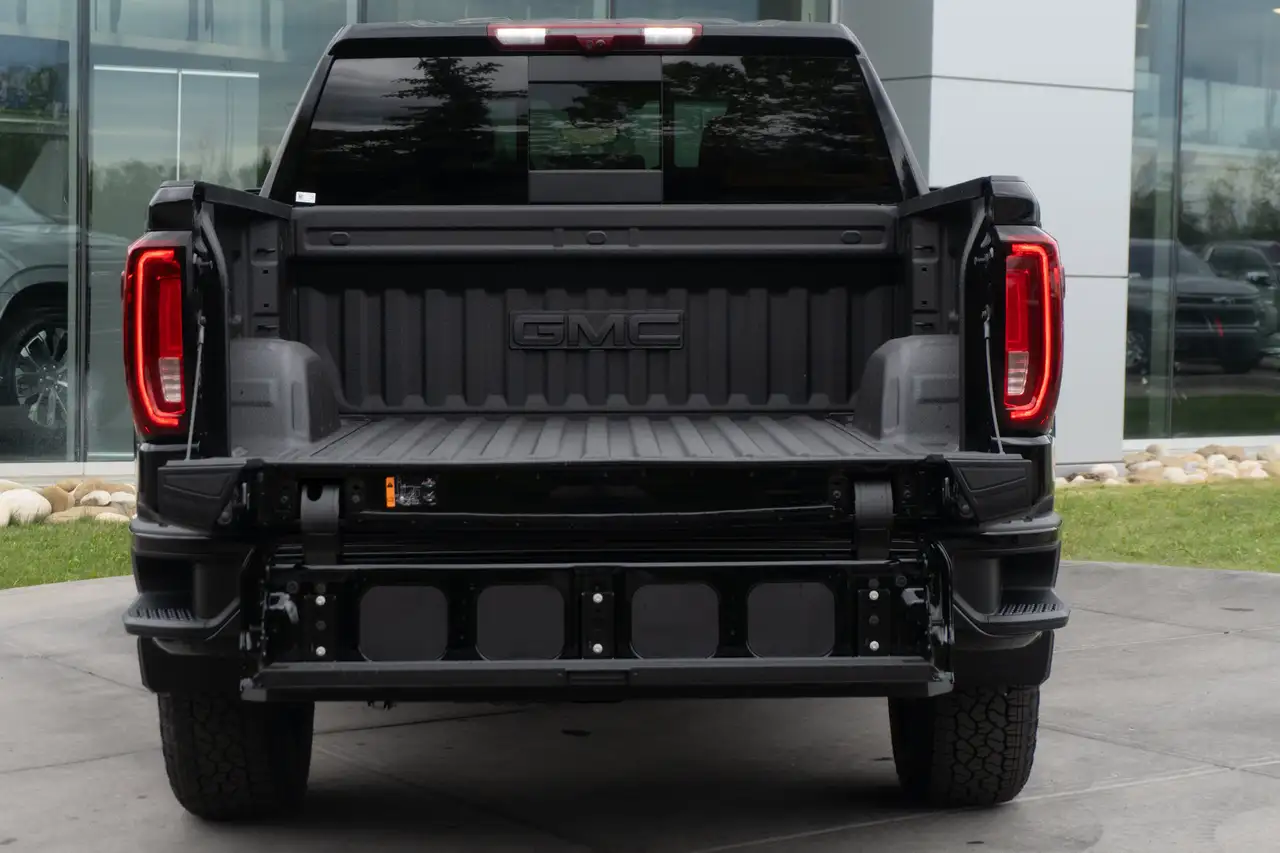 GMC Sierra 1500 photo GMC Sierra 1500