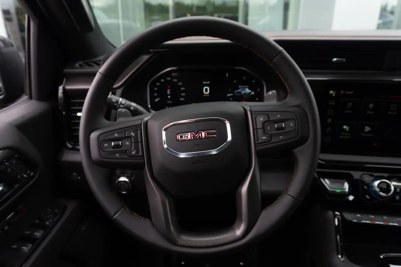 GMC Sierra 1500 photo GMC Sierra 1500