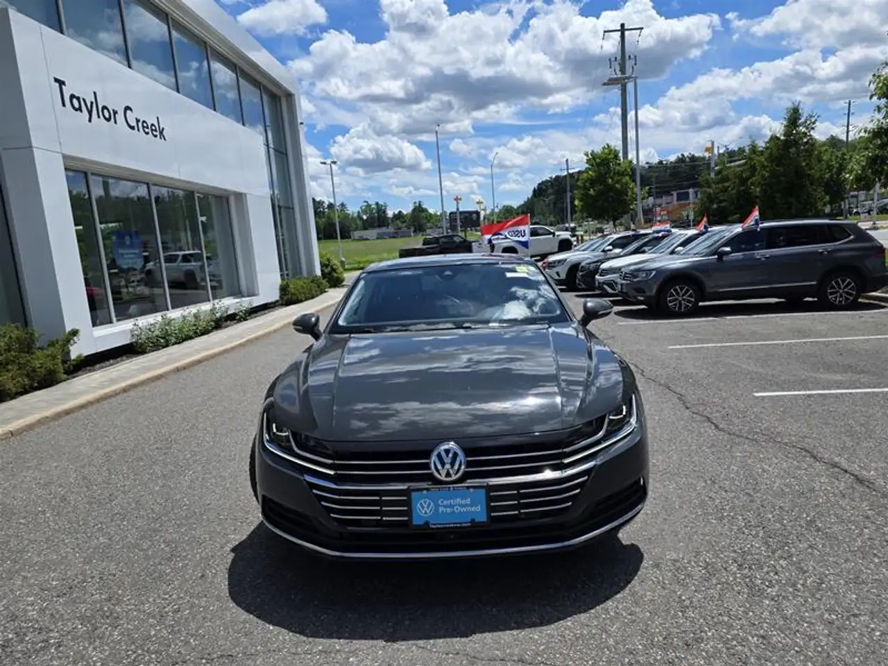 Volkswagen Arteon photo Volkswagen Arteon