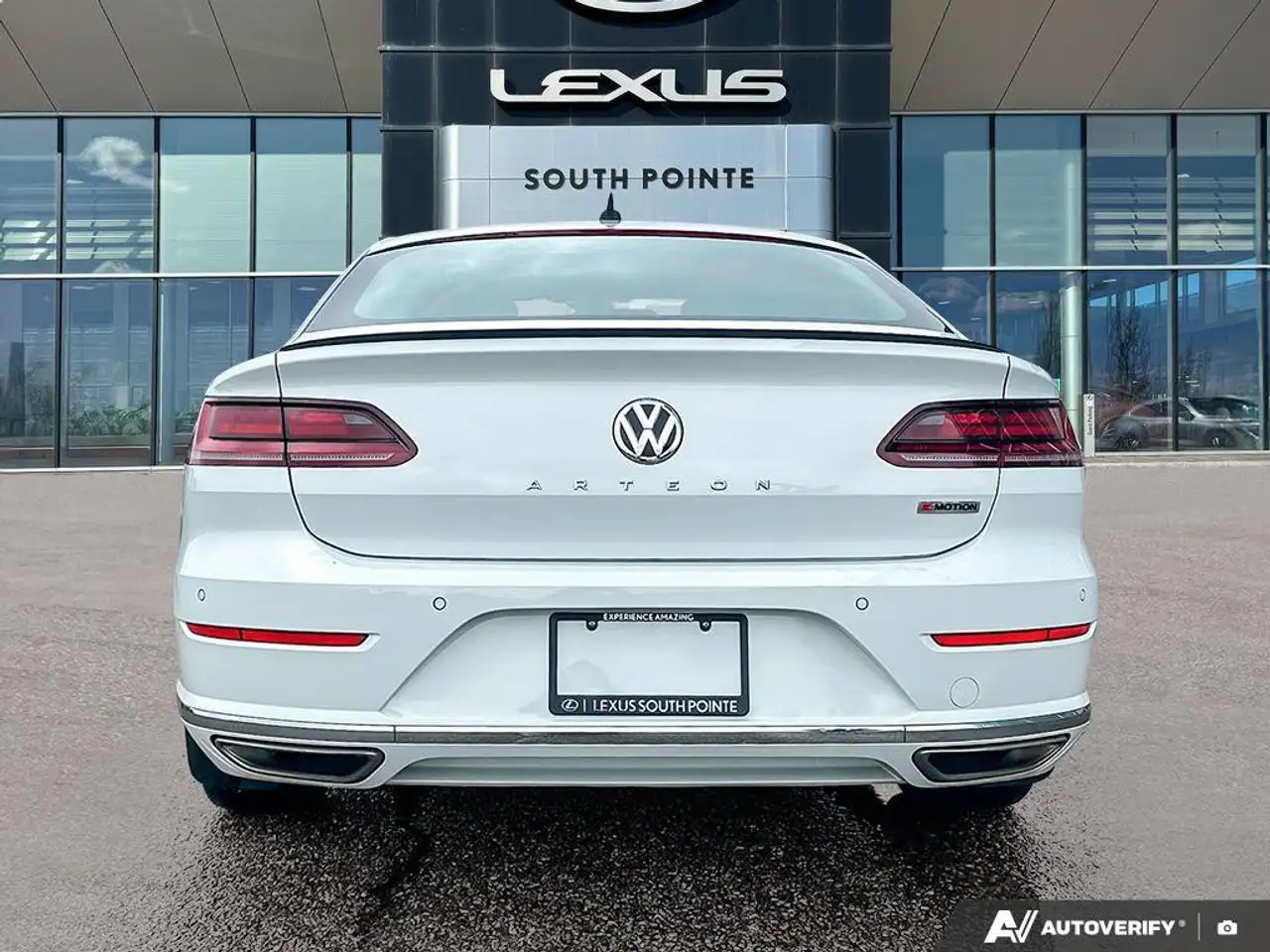 Volkswagen Arteon photo Volkswagen Arteon