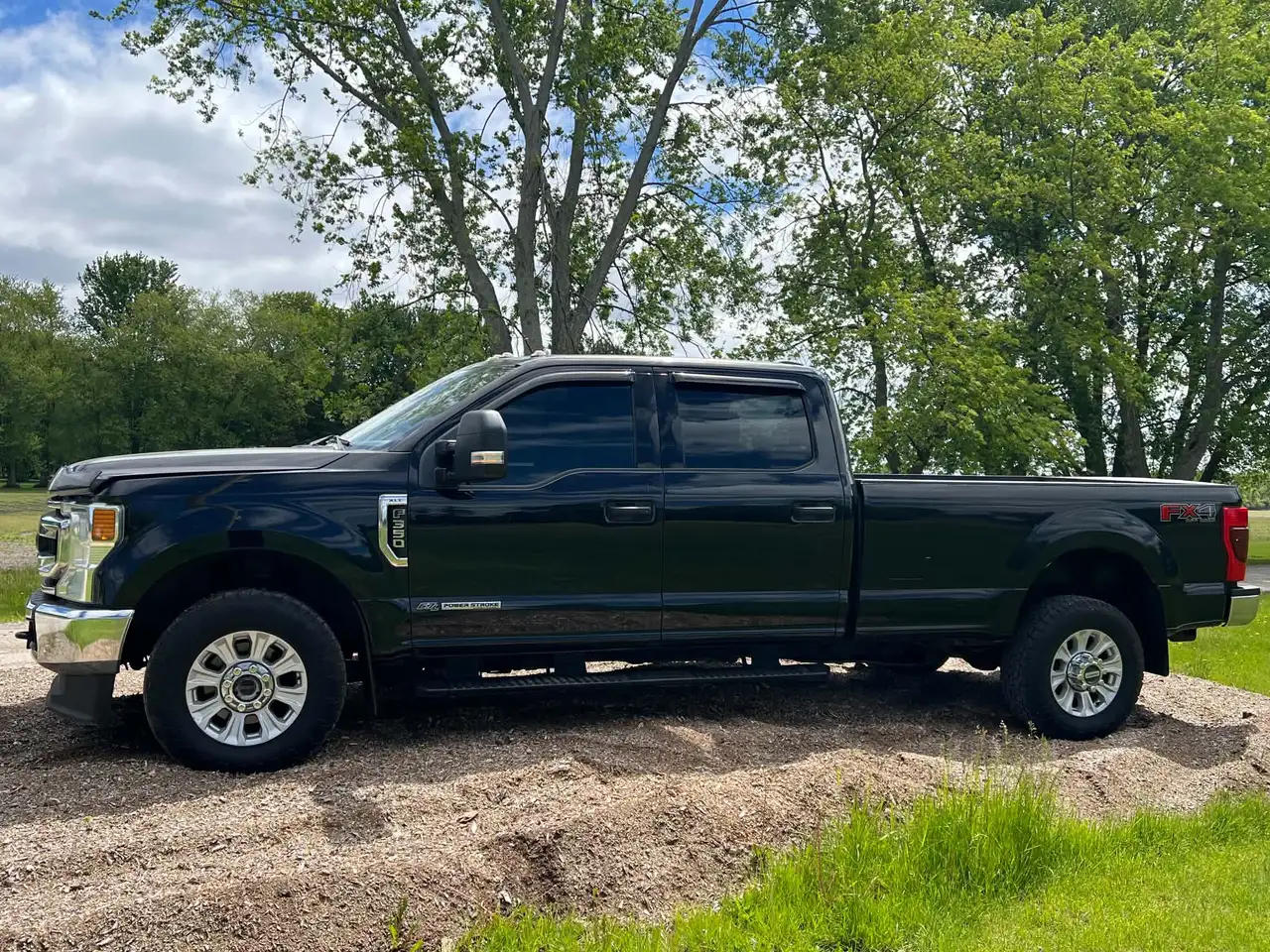 Ford F 350 photo Ford F 350