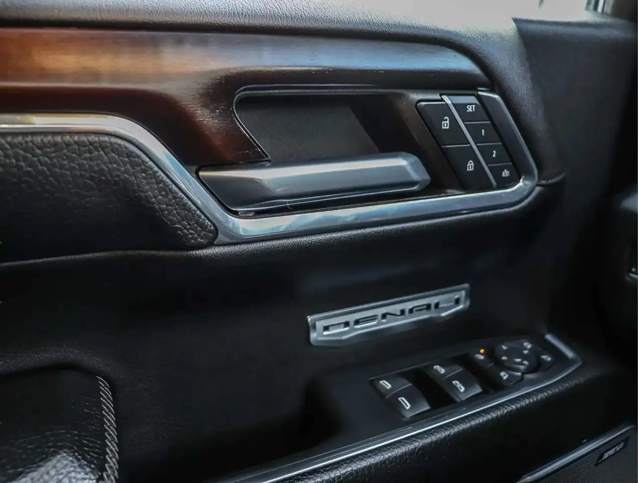 GMC Sierra 1500 fotografie GMC Sierra 1500