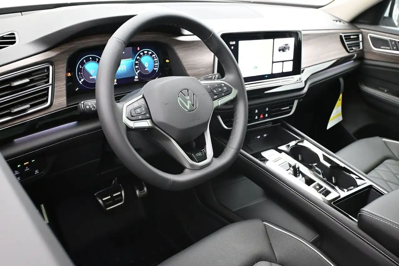 Volkswagen Atlas снимка Volkswagen Atlas