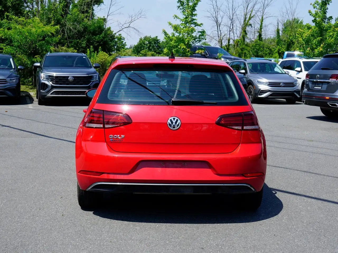 Volkswagen Golf photo Volkswagen Golf