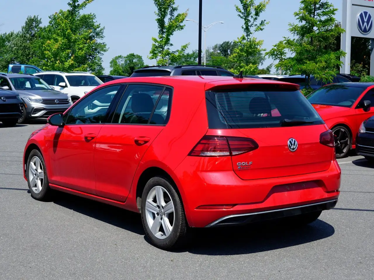 Volkswagen Golf photo Volkswagen Golf