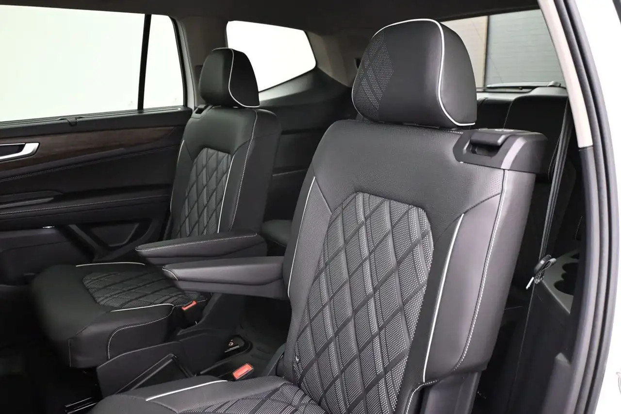 Volkswagen Atlas снимка Volkswagen Atlas