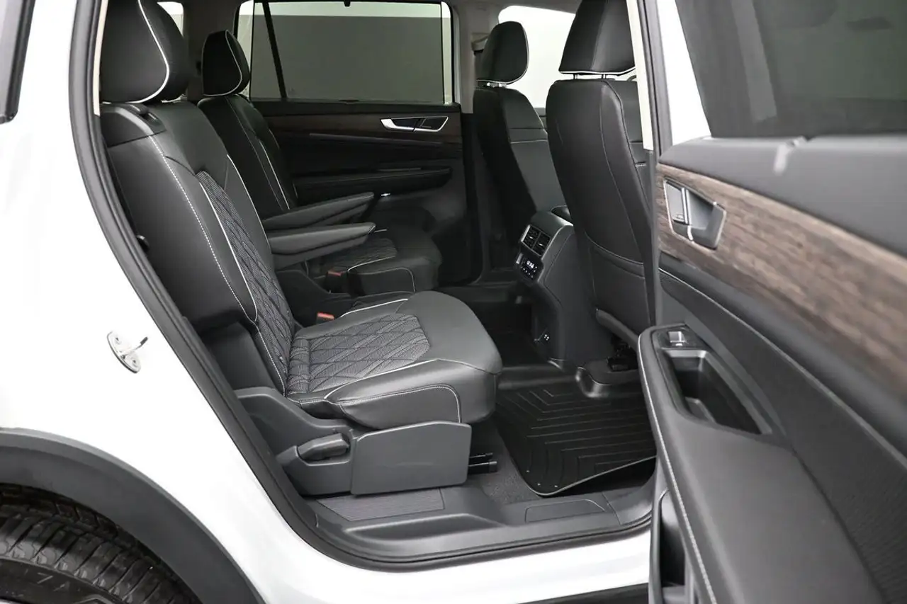 Volkswagen Atlas снимка Volkswagen Atlas