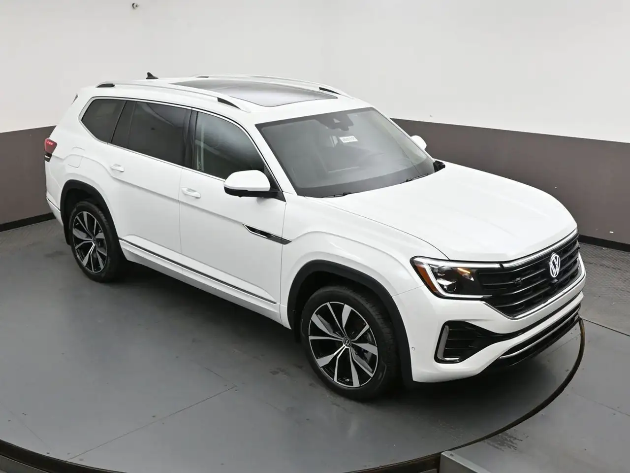 Volkswagen Atlas снимка Volkswagen Atlas