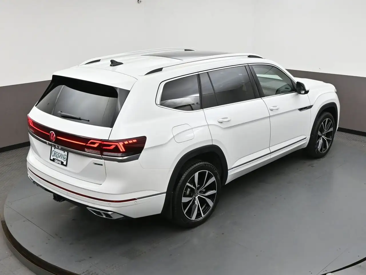 Volkswagen Atlas снимка Volkswagen Atlas