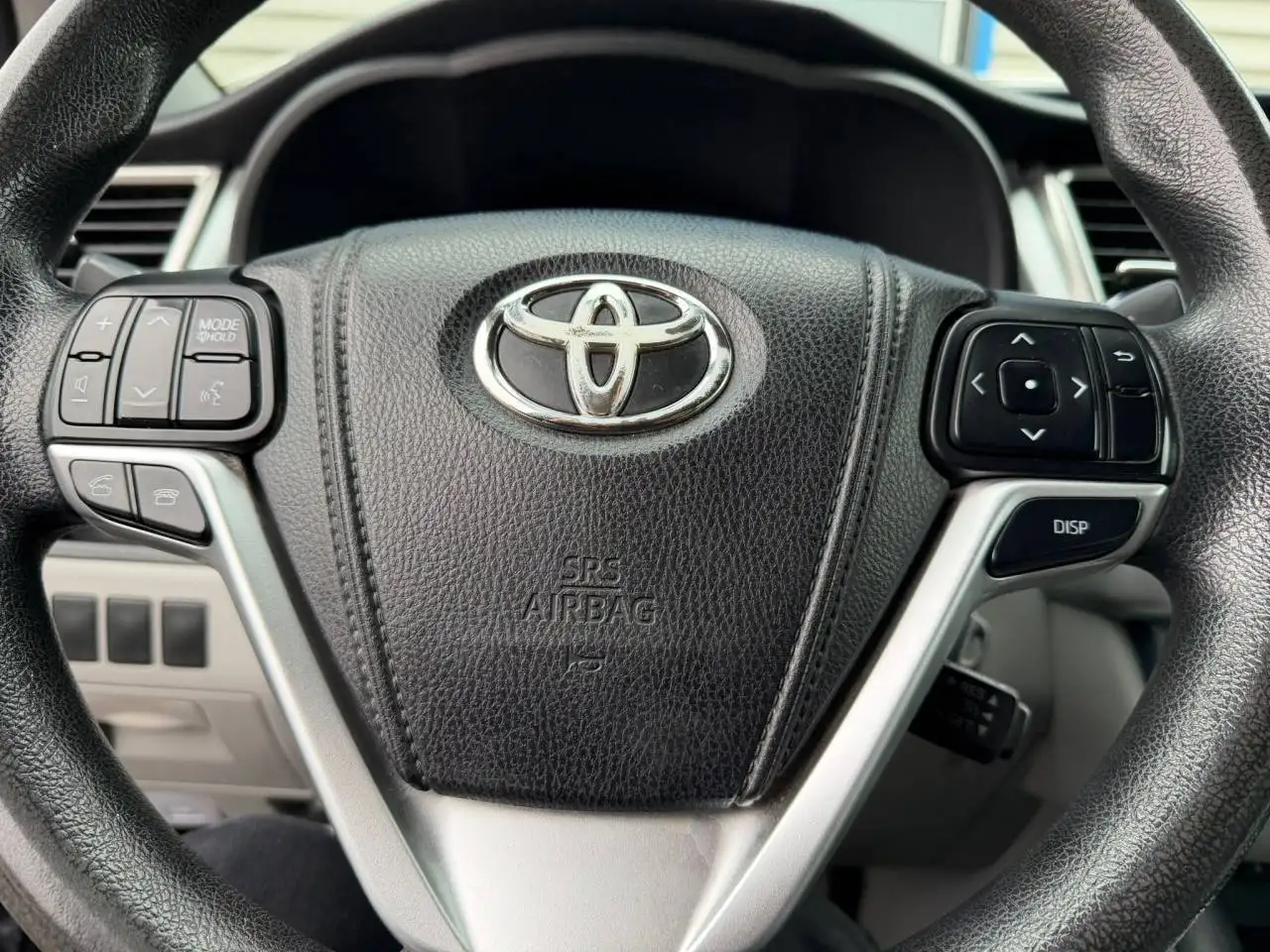 Toyota Highlander снимка Toyota Highlander