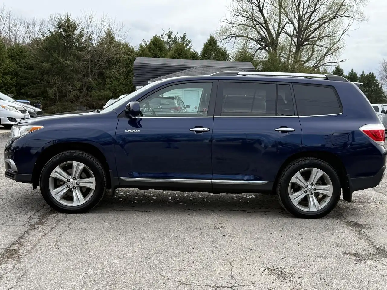 Toyota Highlander photo Toyota Highlander