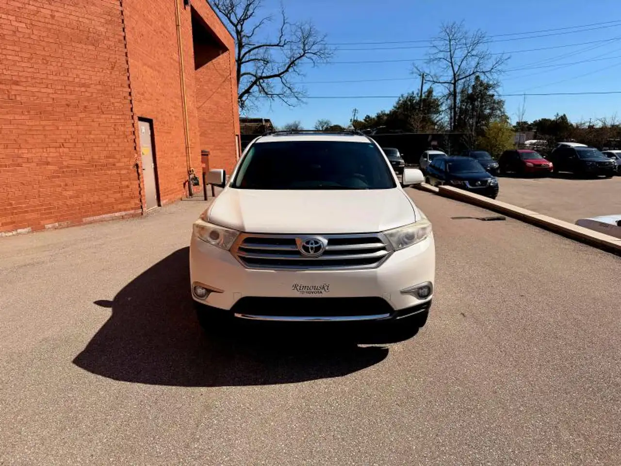 Toyota Highlander снимка Toyota Highlander