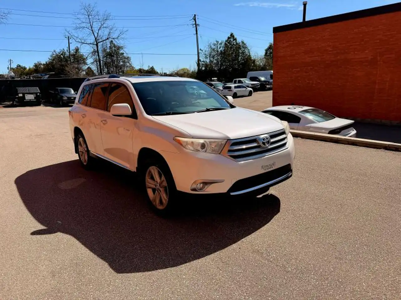 Toyota Highlander снимка Toyota Highlander