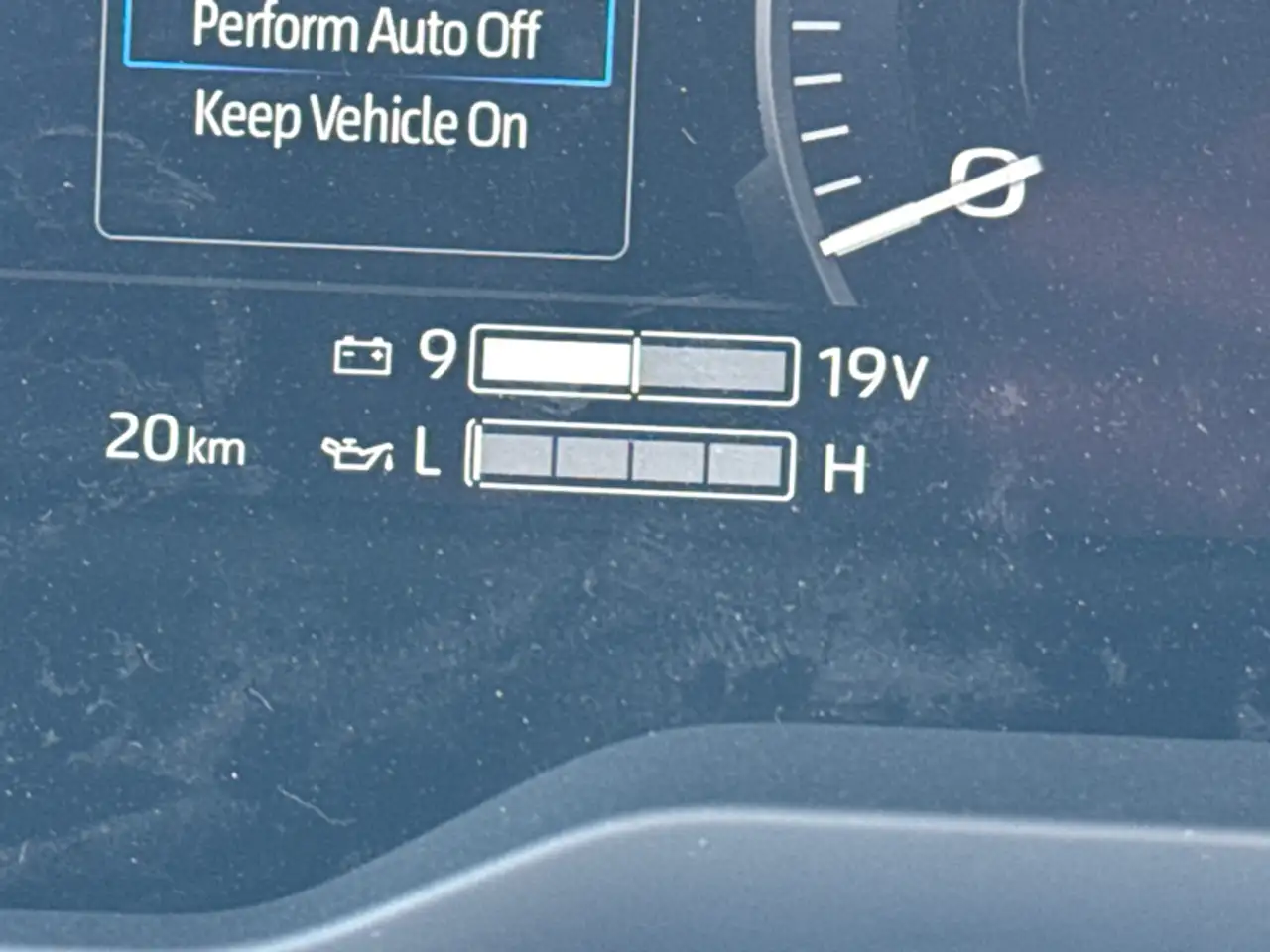 Toyota Tundra снимка Toyota Tundra