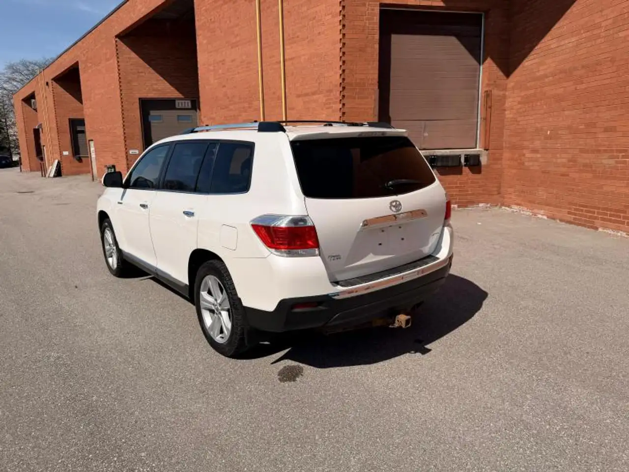 Toyota Highlander снимка Toyota Highlander
