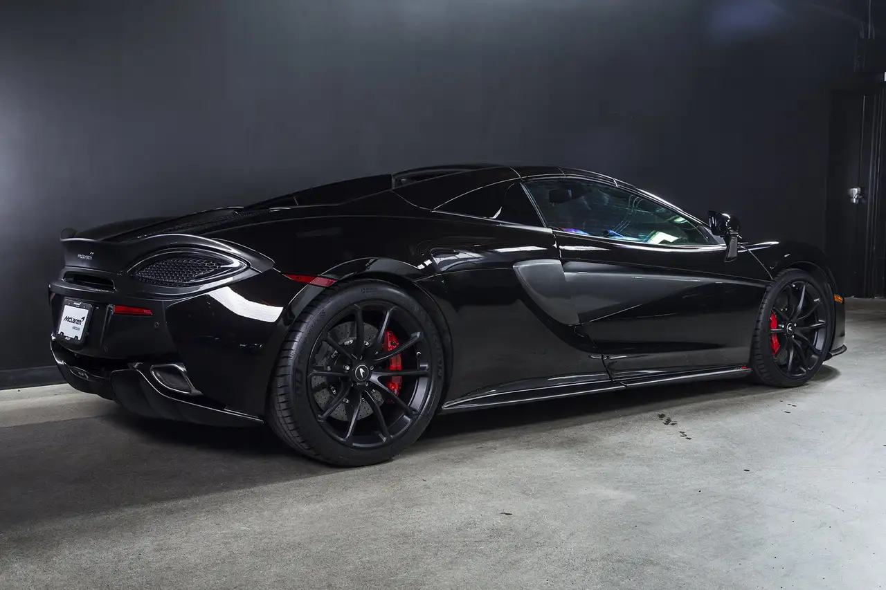 McLaren 570S снимка McLaren 570S