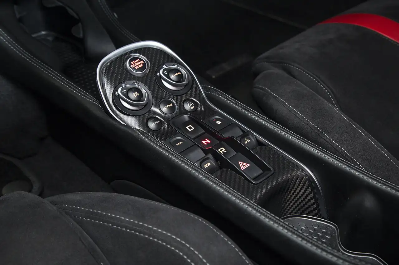 McLaren 570S снимка McLaren 570S