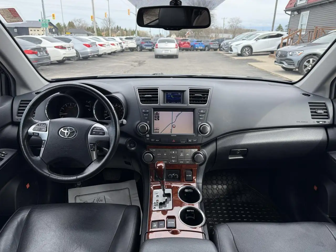 Toyota Highlander photo Toyota Highlander
