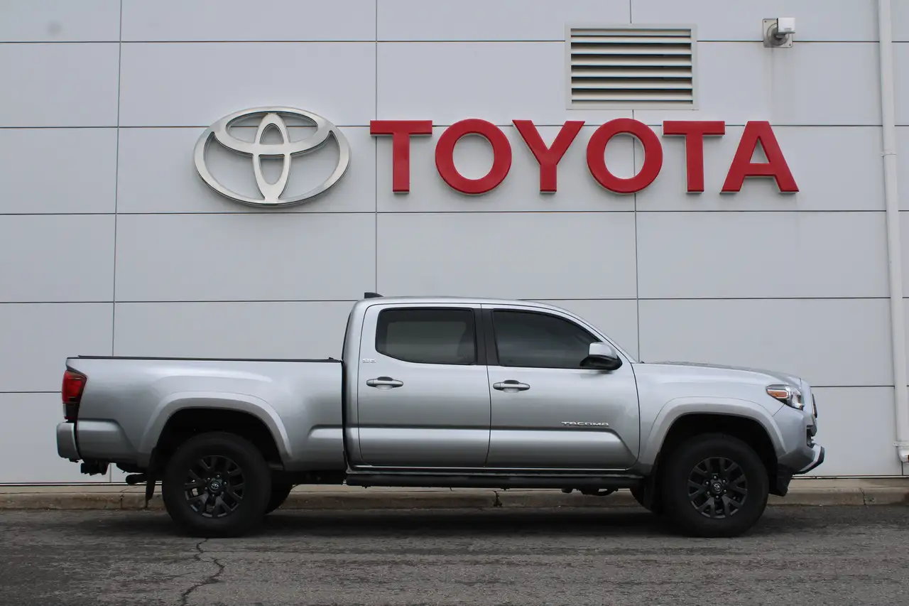 Toyota Tacoma снимка Toyota Tacoma