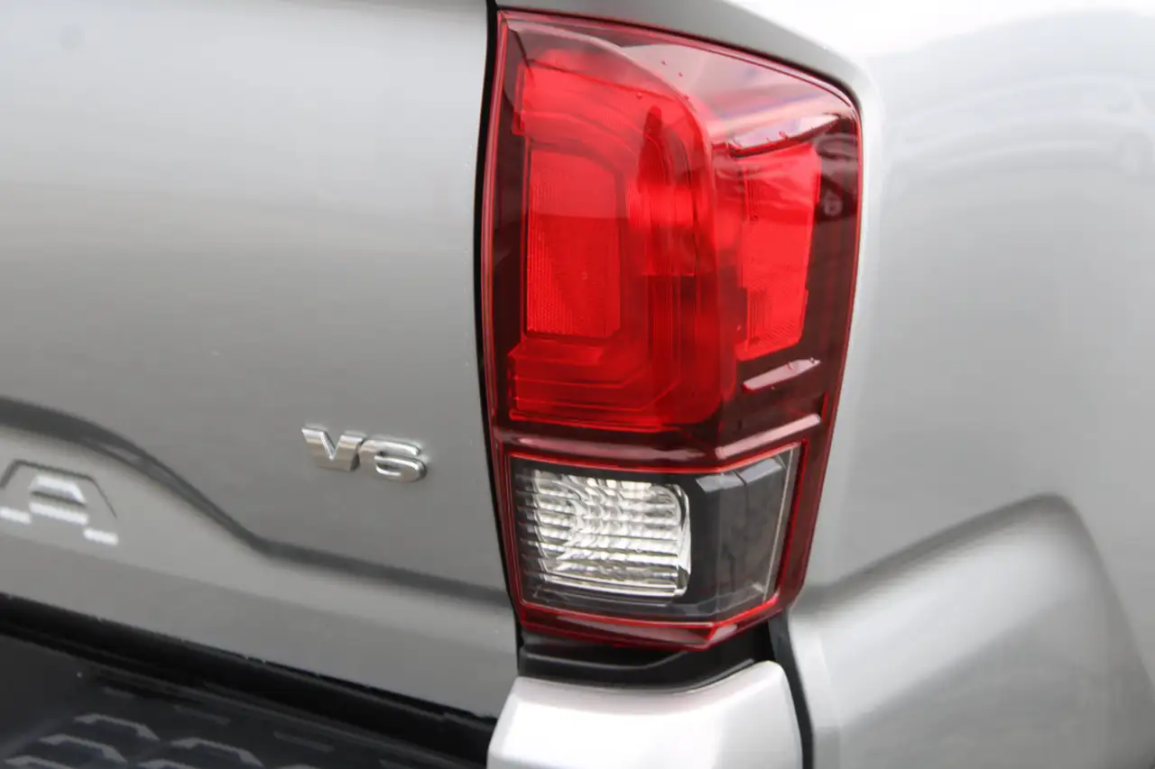 Toyota Tacoma снимка Toyota Tacoma