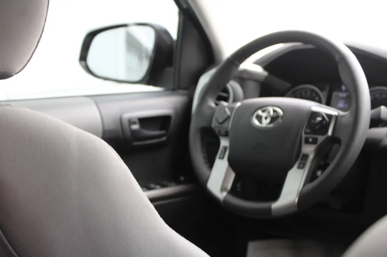 Toyota Tacoma снимка Toyota Tacoma