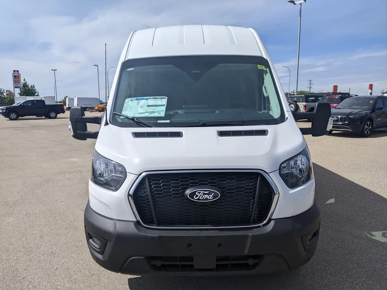 Ford Transit Cargo Van снимка Ford Transit Cargo Van