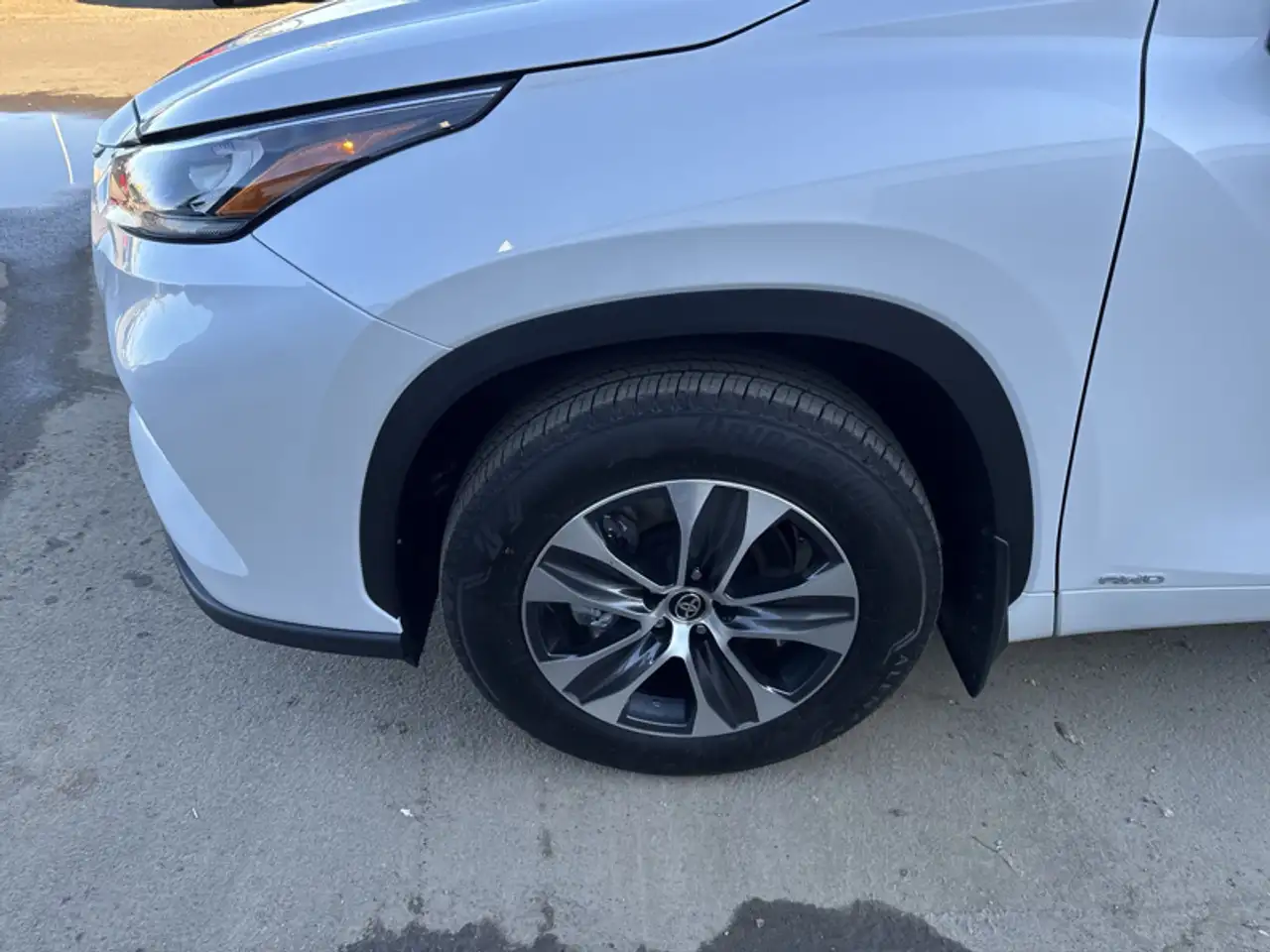 Toyota Highlander снимка Toyota Highlander