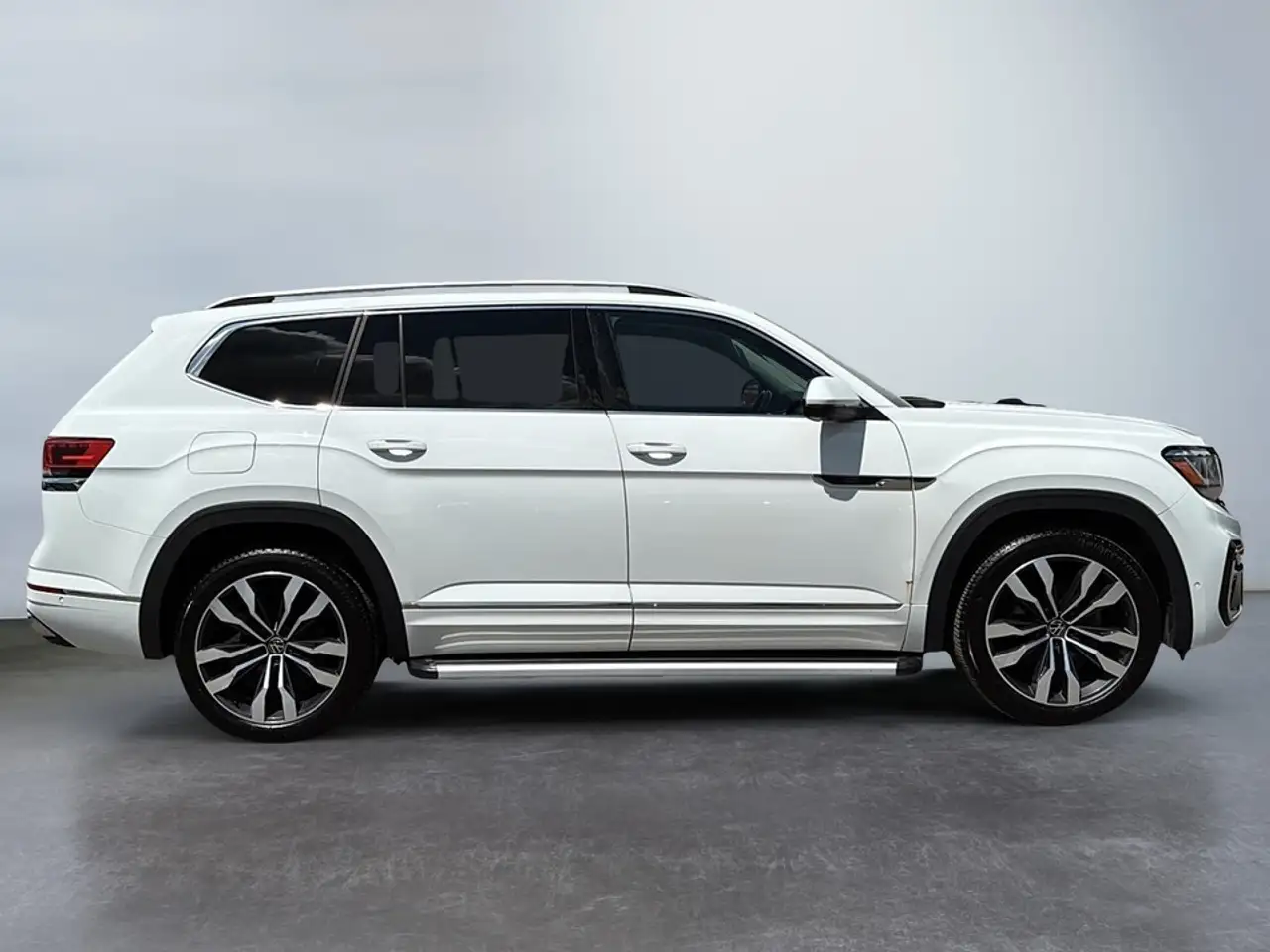 Volkswagen Atlas photo Volkswagen Atlas
