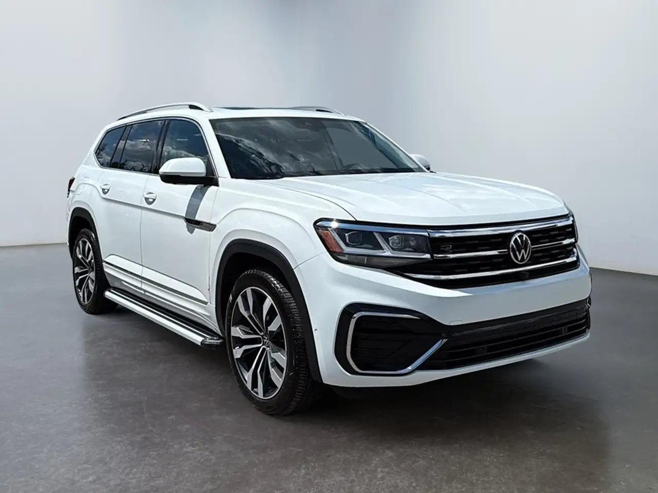 Volkswagen Atlas photo Volkswagen Atlas