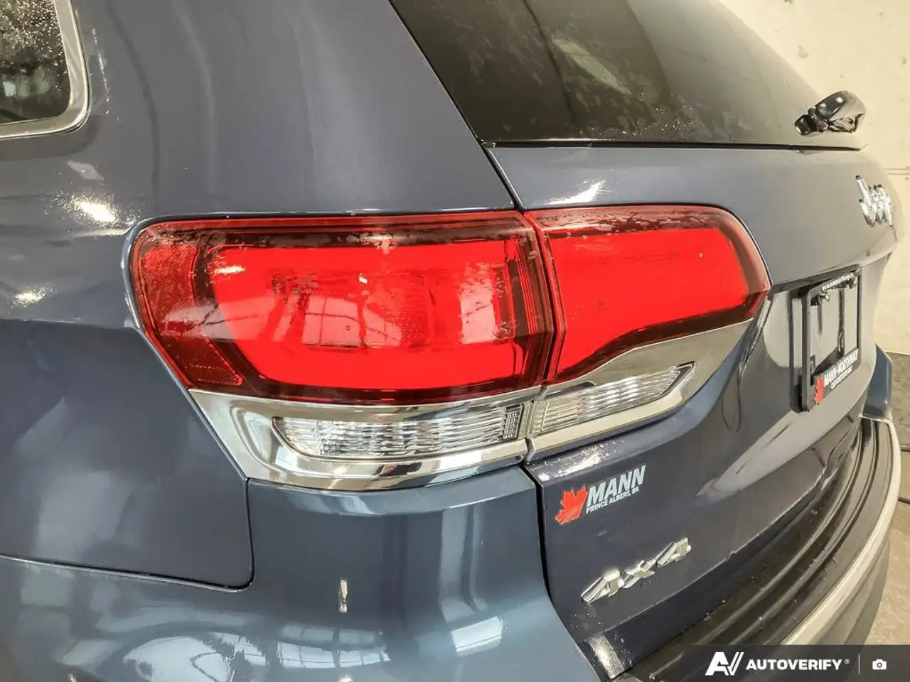 Jeep Grand Cherokee снимка Jeep Grand Cherokee