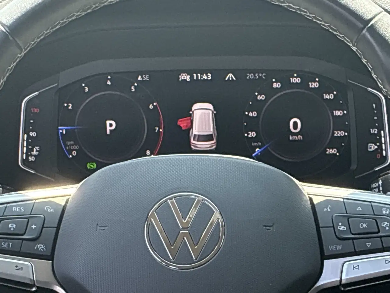 Volkswagen Atlas снимка Volkswagen Atlas