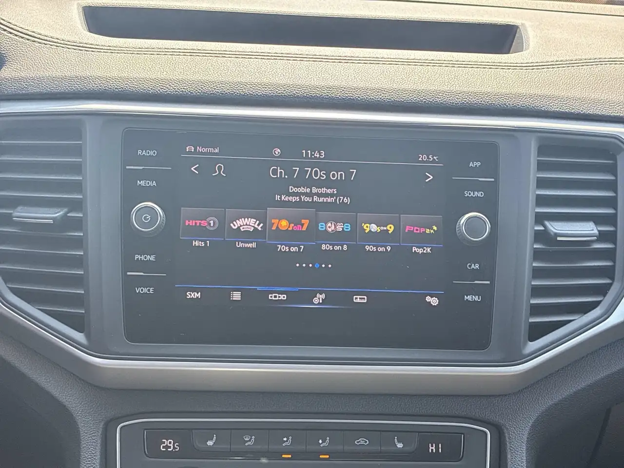 Volkswagen Atlas снимка Volkswagen Atlas