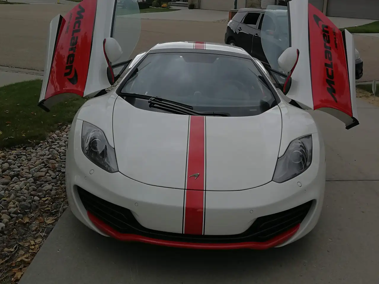 McLaren MP4-12C fotografie McLaren MP4-12C