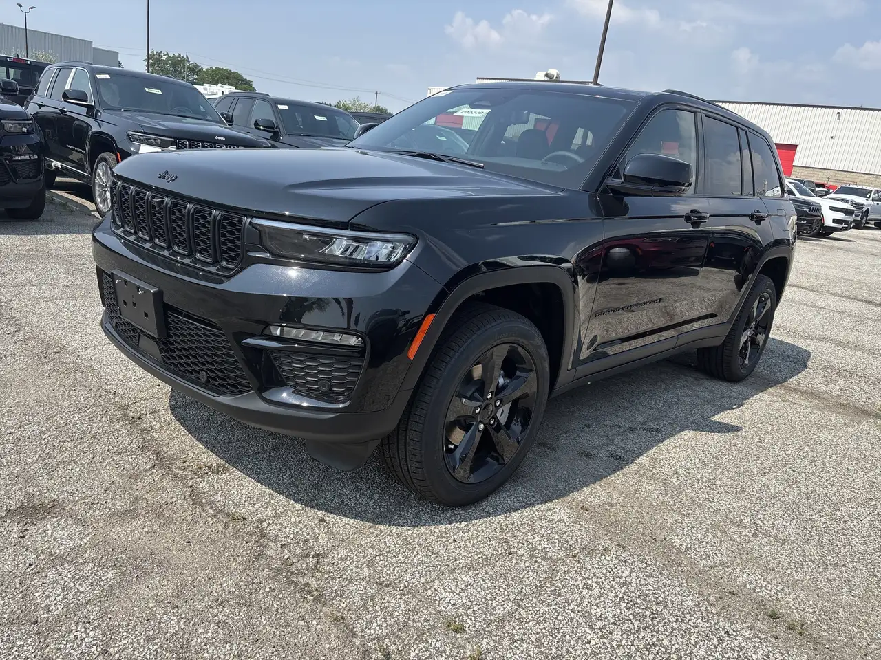 Jeep Grand Cherokee photo Jeep Grand Cherokee