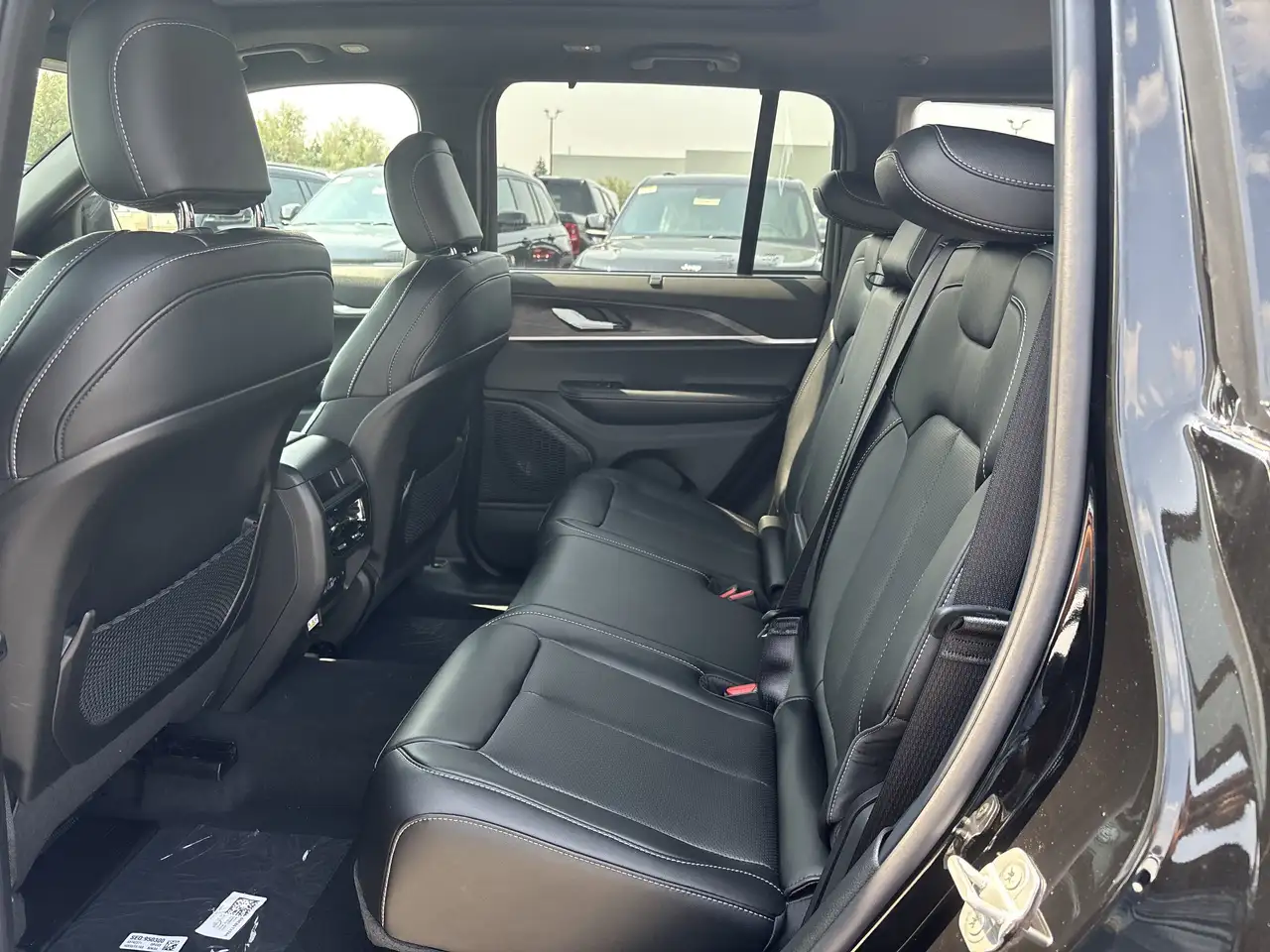 Jeep Grand Cherokee photo Jeep Grand Cherokee